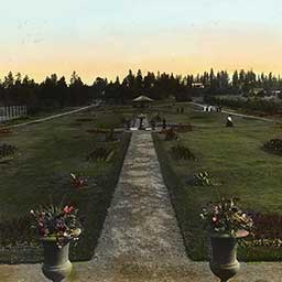Manito Park's Duncan Garden between 1910-1920 courtesy of Washington State Archives