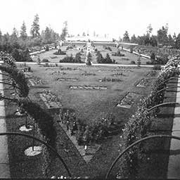 Manito Park's Duncan Garden. 1920s