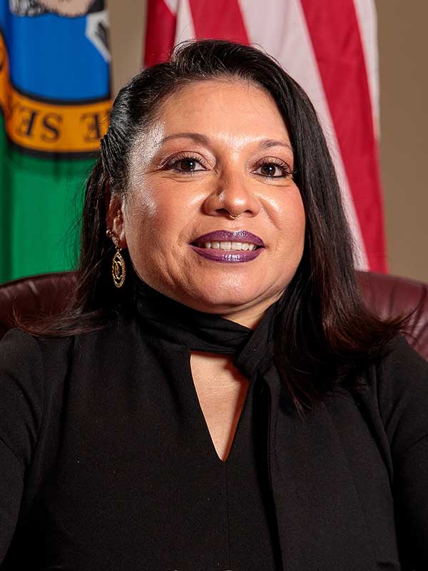 Lili Navarrete