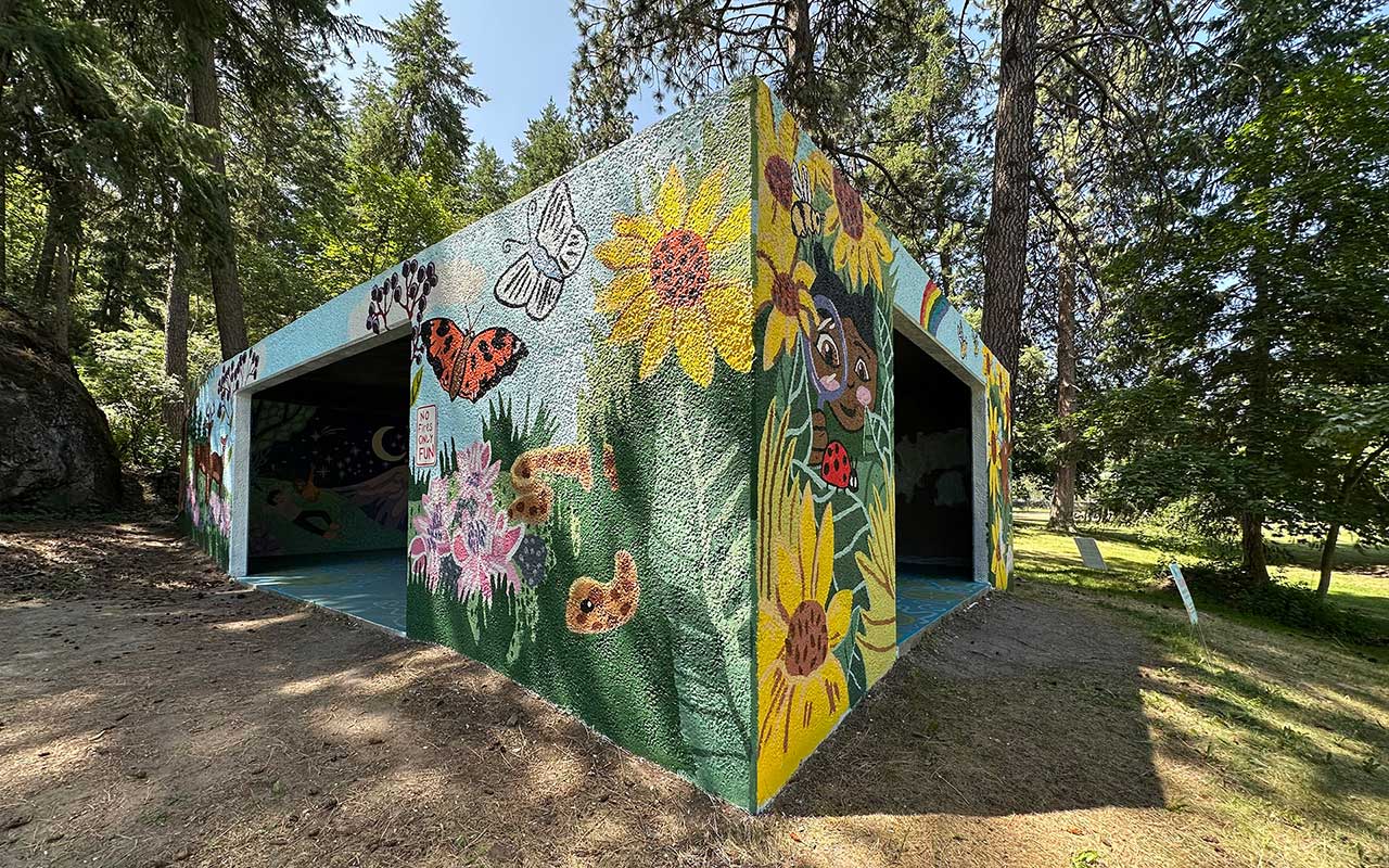Lincoln Park Shelter Mural